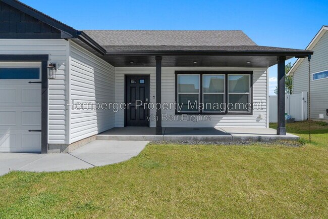Building Photo - 10326 W Salmonberry