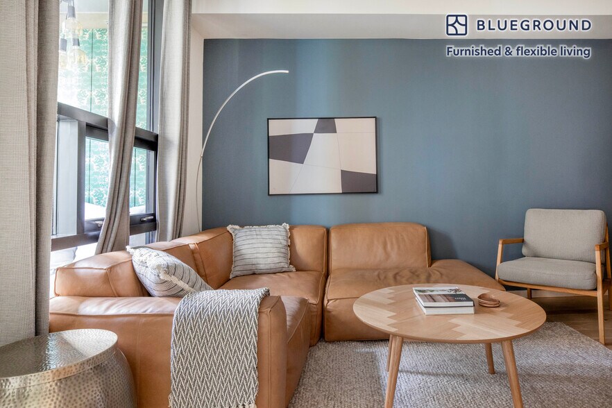 Building Photo - 350 Eleventh Avenue-SI FL4-ID37