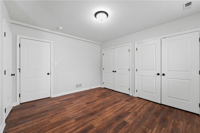 Building Photo - 200 Venango Trail