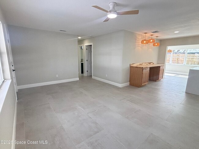 Building Photo - 1301 Kathwood Dr