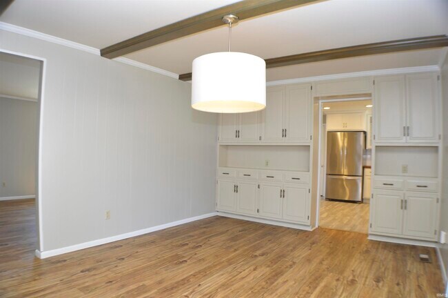 Building Photo - 805 Candlewood Way