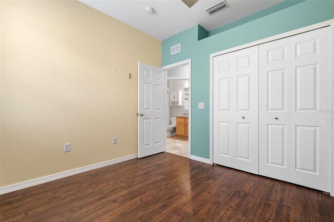 Building Photo - 14330 Tree Swallow Way