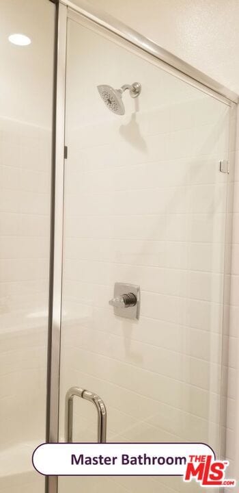 Building Photo - 28629 Solana Ct