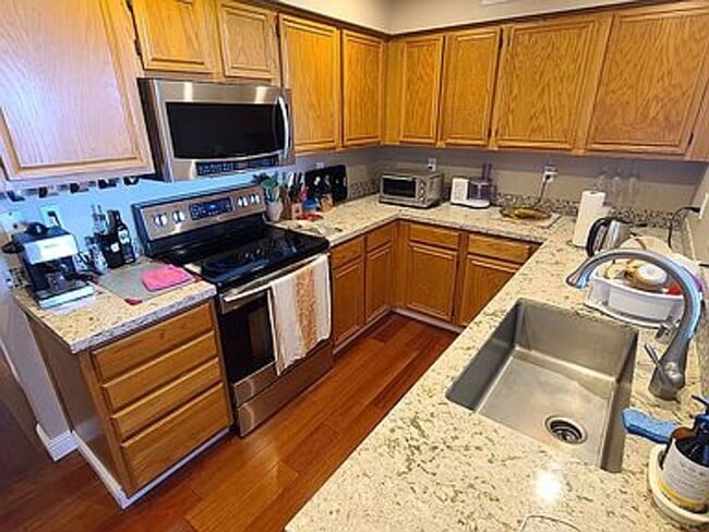 Building Photo - Fabulous Waterfront Condo with Private Boa...