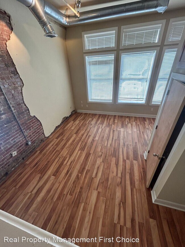 Building Photo - 1 br, 1 bath House - 821 Garrison Avenue A...