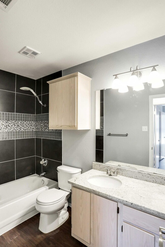 Building Photo - 9614 Nightjar Dr