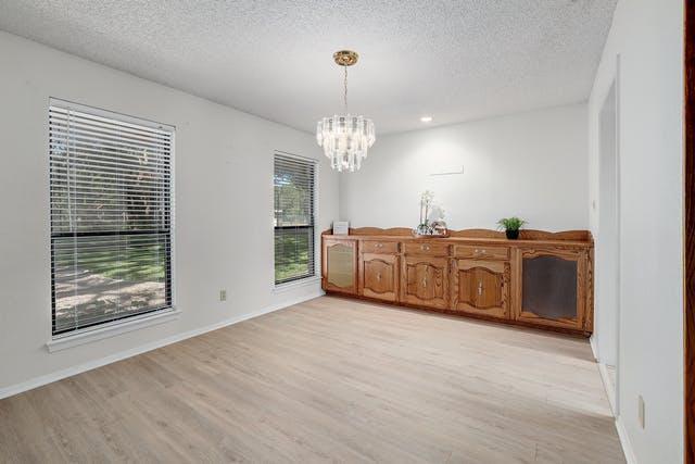 Building Photo - 100 Mesa Ridge