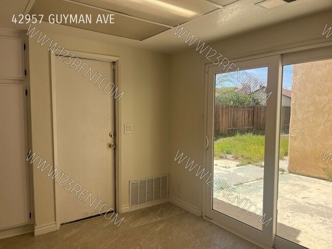 Building Photo - 42957 Guyman Ave