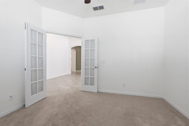 Building Photo - 740 Preakness Cir