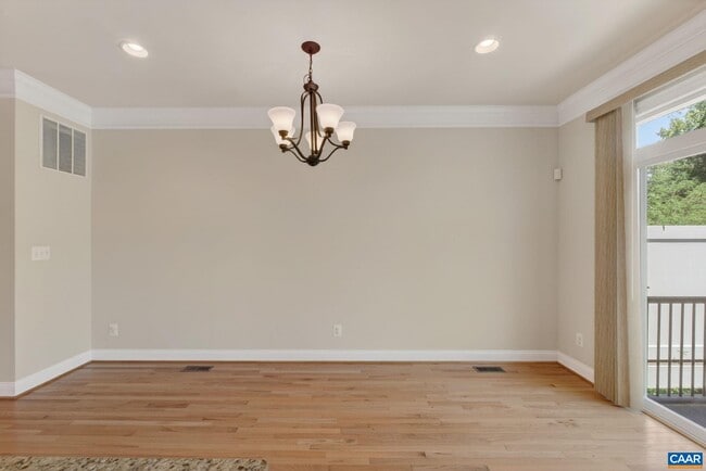 Building Photo - 2942 Templehof Ct