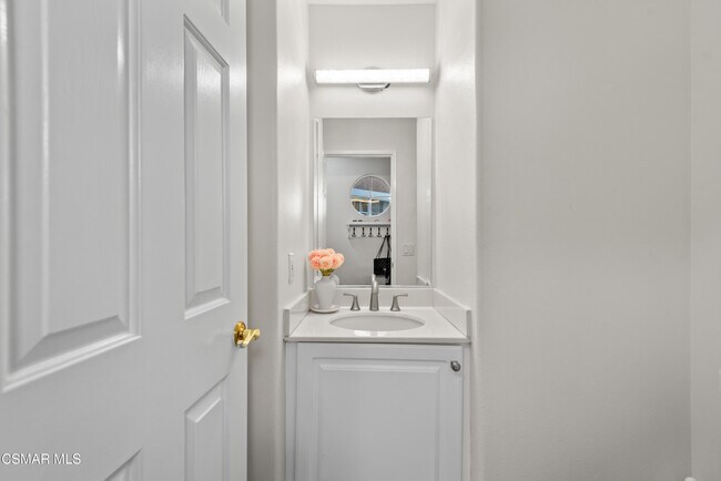 Building Photo - 4894 Santo Dr