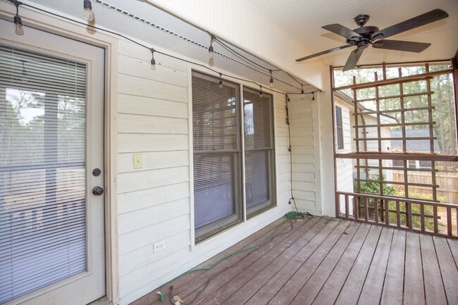 Building Photo - Charming 3 Bedroom Home in Pinehurst with ...