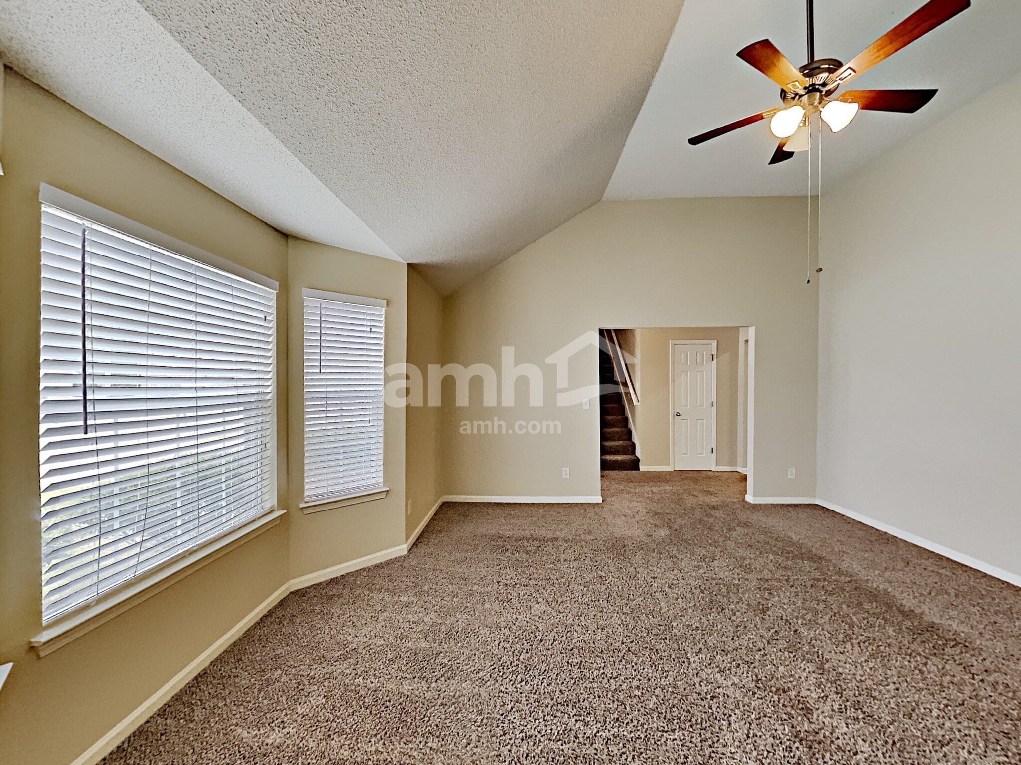Building Photo - 104 Bellington Dr