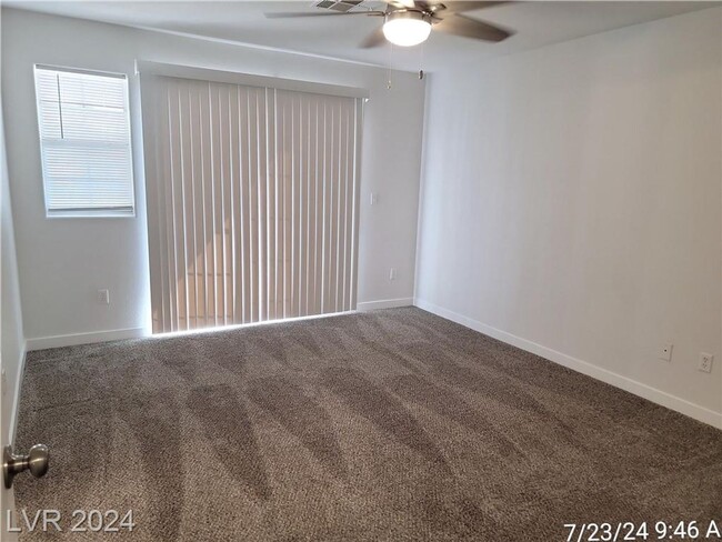 Building Photo - FANTASTIC GREEN VALLEY 2ND FLOOR UNIT IN G...