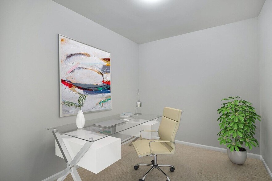 Additional office room in the basement - 3804 Scenic Ct