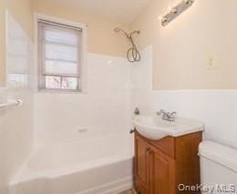 Building Photo - 87-16 Commonwealth Blvd