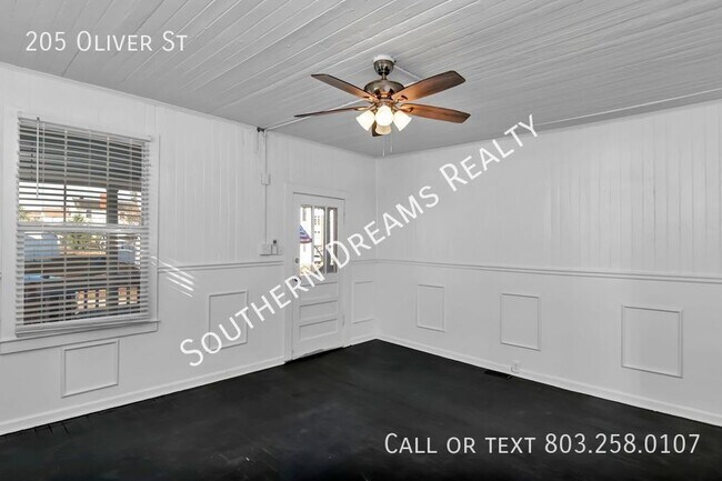 Building Photo - 205 Oliver St