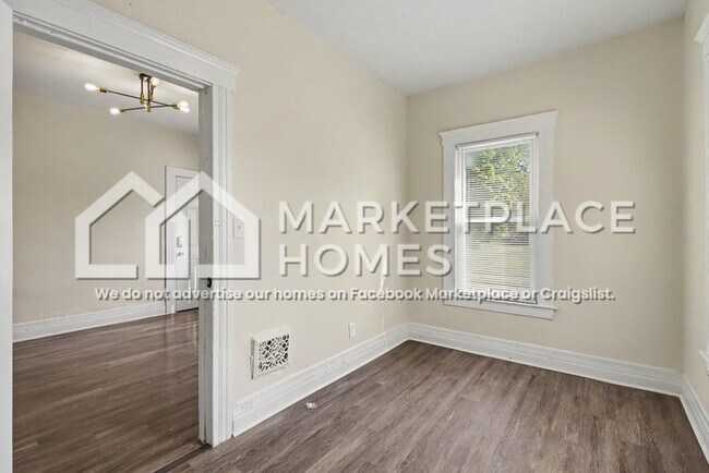 Building Photo - 5203 25th St