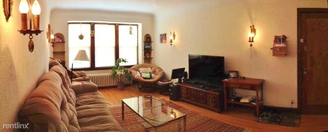 Building Photo - 3245 Girard Ave S