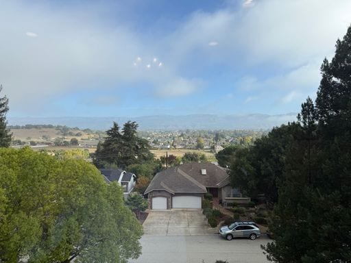 Building Photo - Morgan Hill Foothills Home