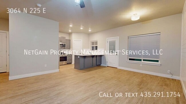 Building Photo - 3064 225 E
