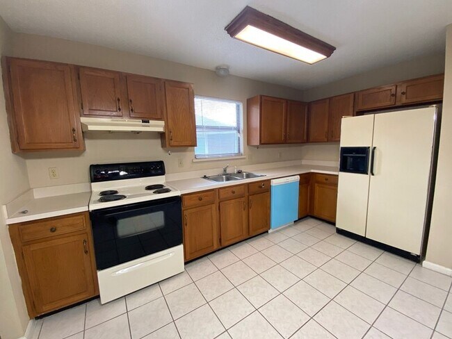 Building Photo - 7646 Hilsdale Harbor Ct