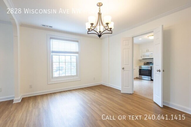 Building Photo - 2828 Wisconsin Ave NW