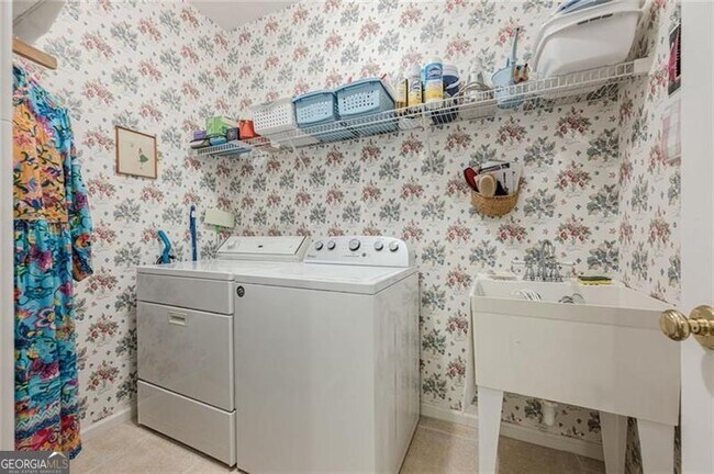 Building Photo - 322 Pebble Trail