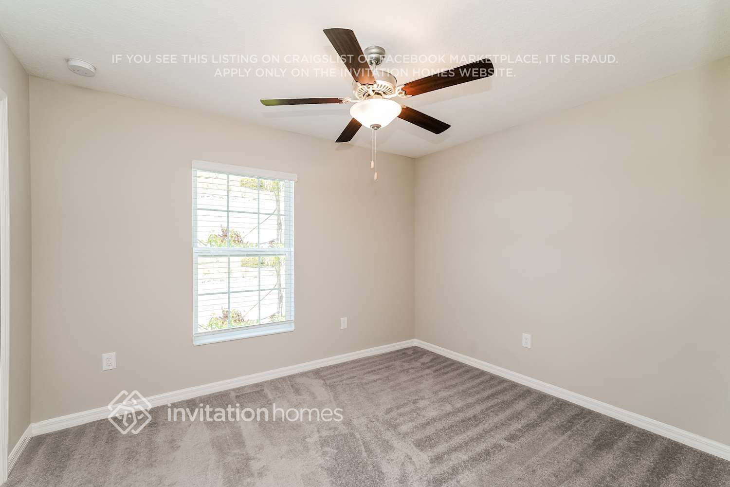 Building Photo - 8642 41st Ave E