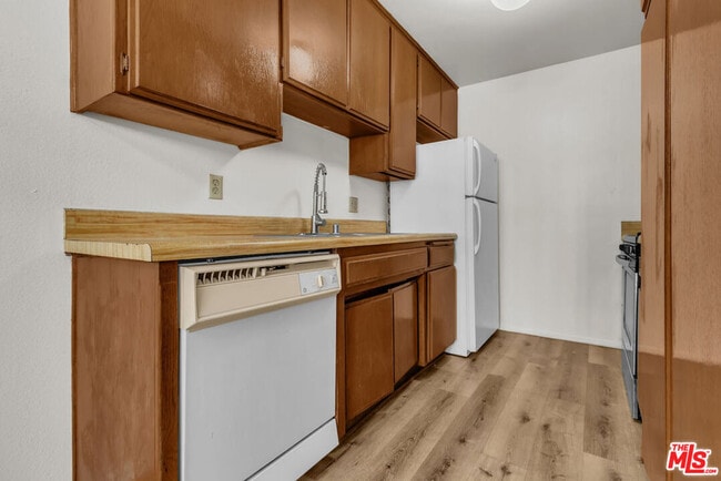 Building Photo - 2469 Purdue Ave