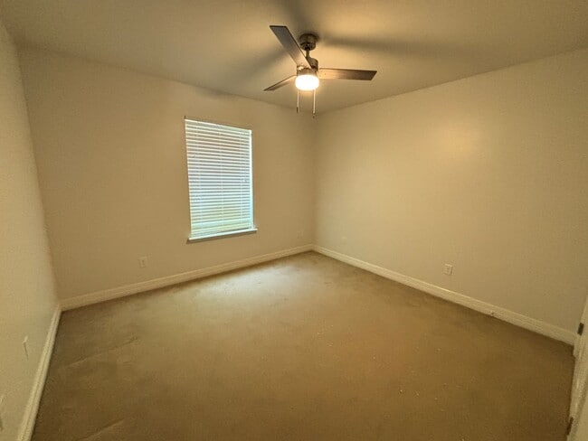 Building Photo - Savannah Place in South Bossier