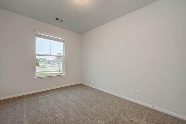 Building Photo - 201 Cambria Green Ln