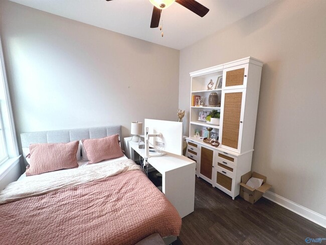 Building Photo - 216 St Louis St