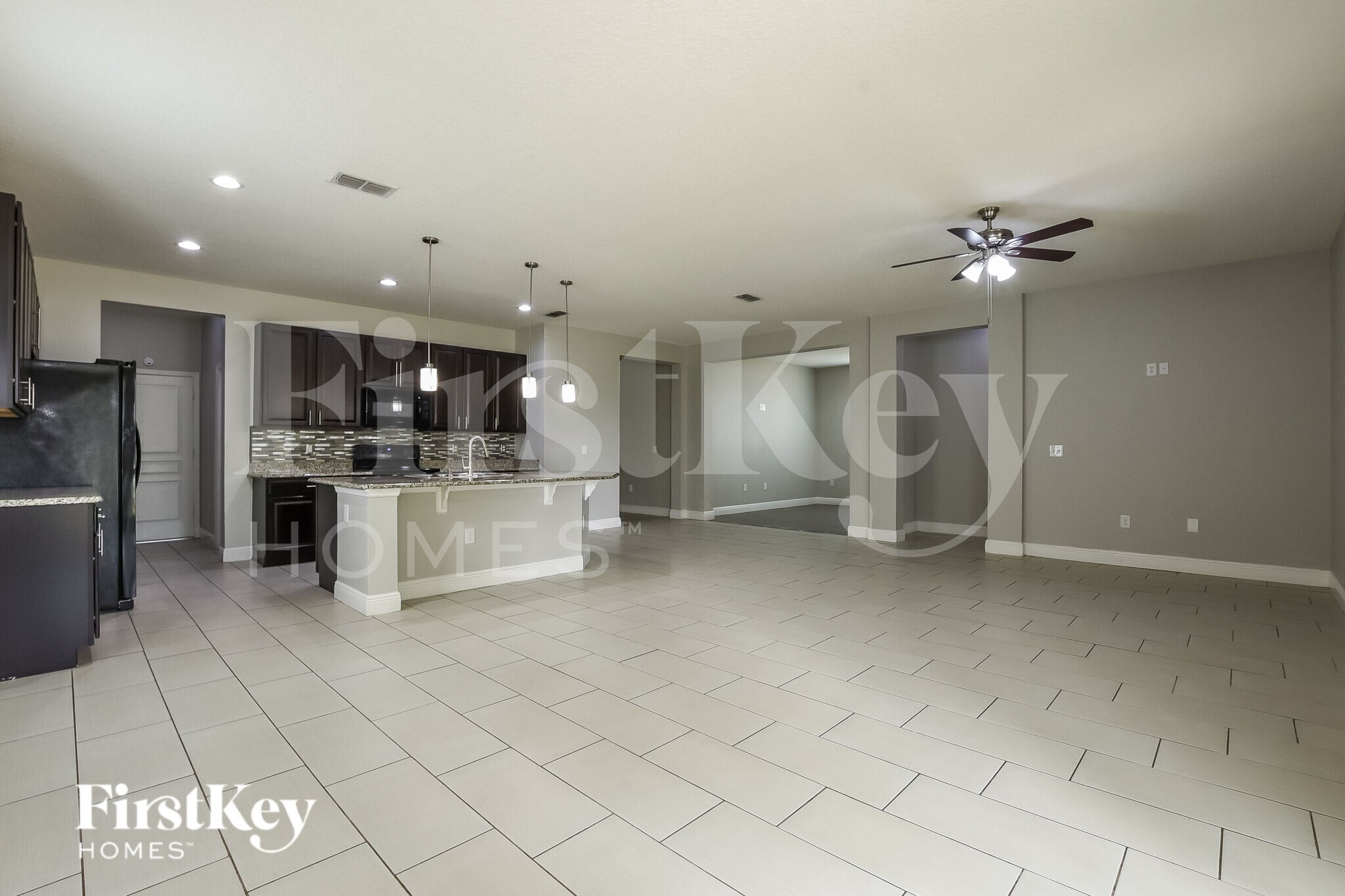 Building Photo - 12018 Sumter Dr