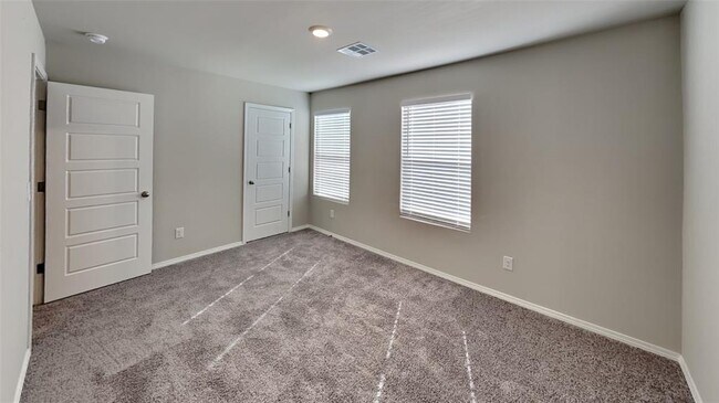 Building Photo - 12005 SW 32nd St