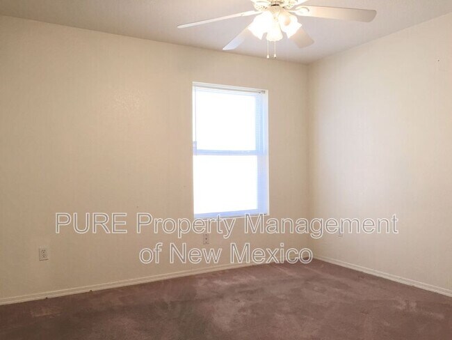 Building Photo - 5609 Crown Ridge Rd NW