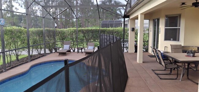 Building Photo - 500 Orista Dr