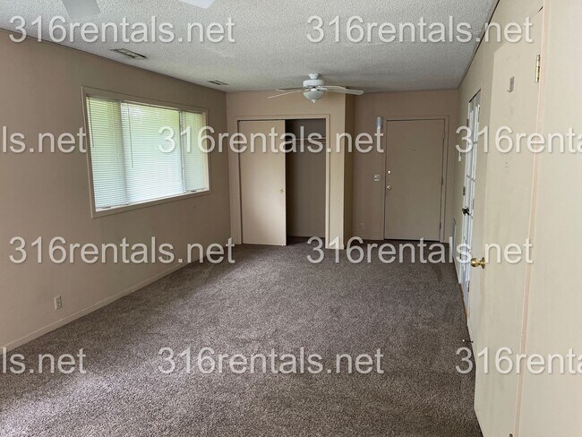 Building Photo - 110 Cherry Hills Ct