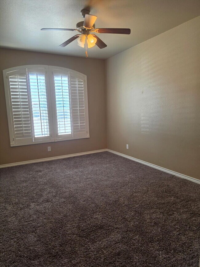 Building Photo - 7103 Kinghorn Dr