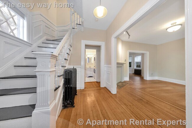 Building Photo - 5 Murdock Terrace