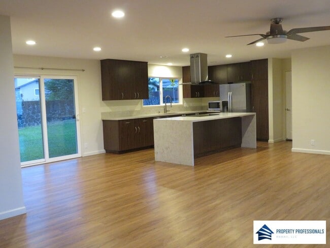 Building Photo - Beautiful, Spacious Modern Home