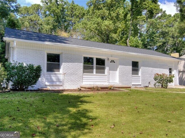 Building Photo - 3946 Green Oak Dr