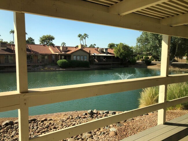 Building Photo - Manor 683 - Seasonal