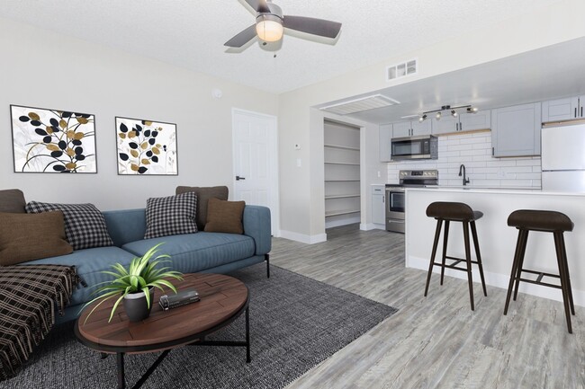 A1 Renovated - 1 Bed 1 Bath - Rise Encore