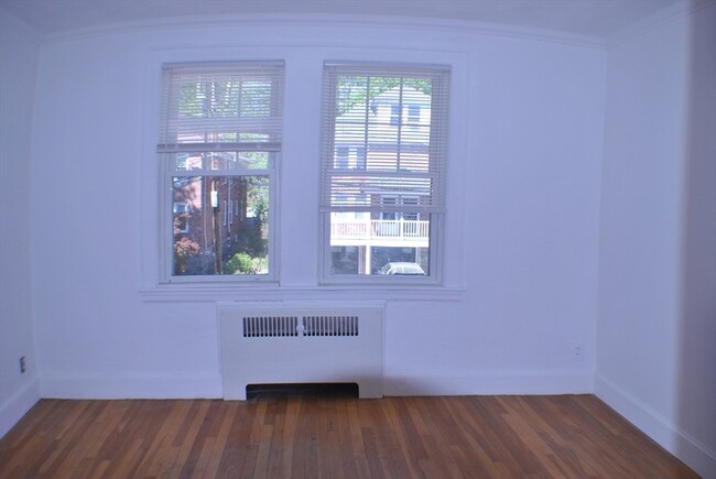 Building Photo - 3 Portina Rd