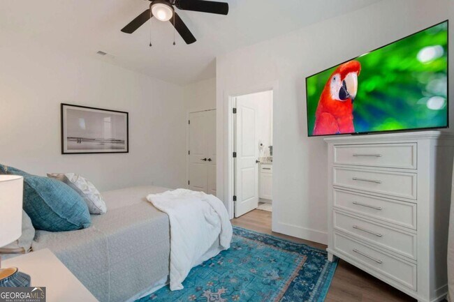 Building Photo - 629 Butterworth Rd