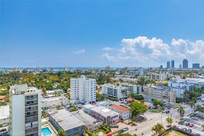 Building Photo - 1330 West Ave