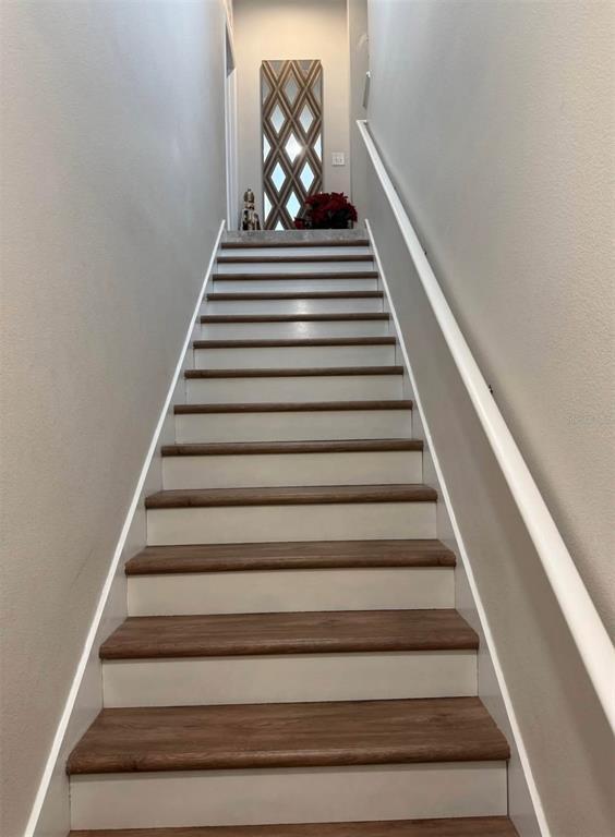 Building Photo - 8342 Enclave Way