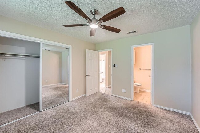 Building Photo - 6509 Krollton Dr