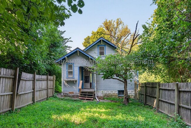 Building Photo - 2116 Mills Ave